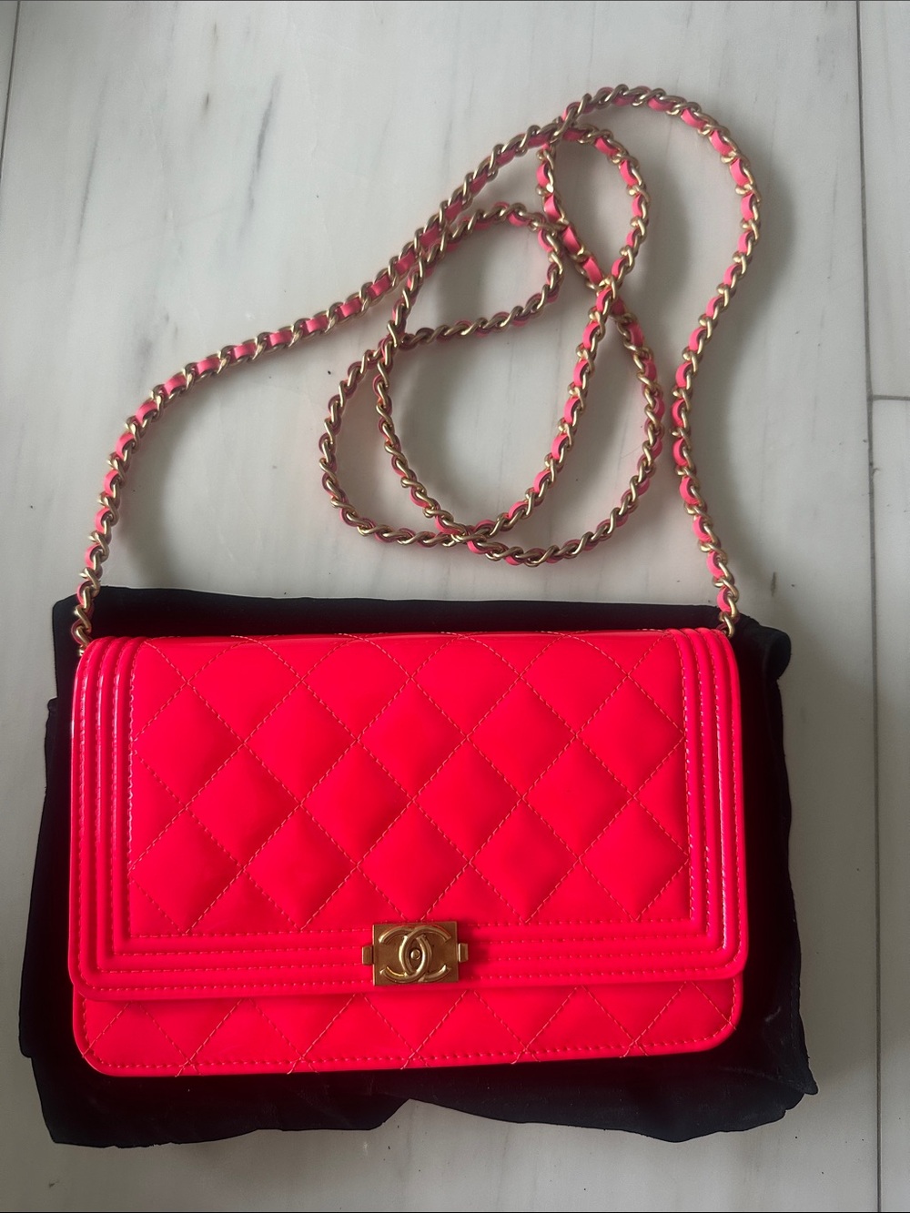 CHANEL WOC Hot Pink Patent leather Quilted Chain Crossbody Bag